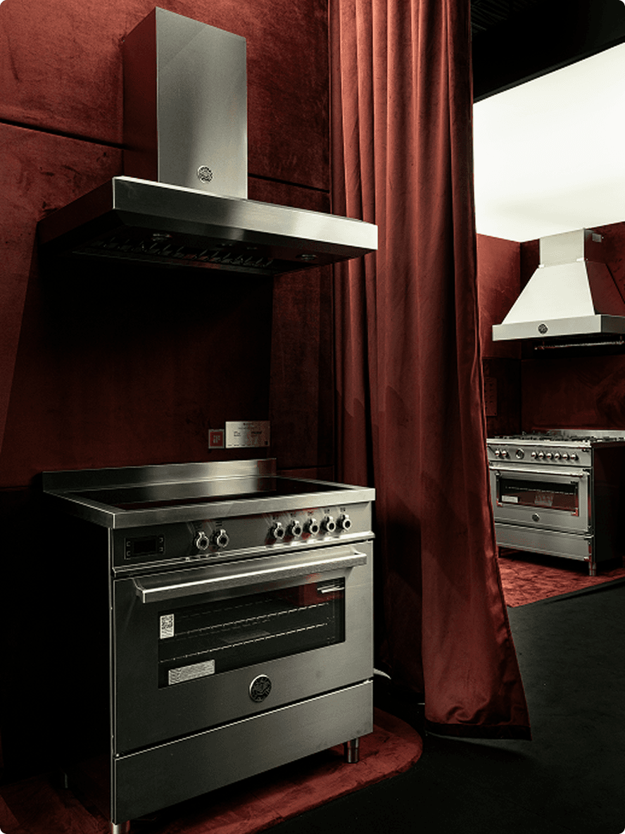 Fogão Bertazzoni Professional e Coifa Bertazzoni Ber Vavano