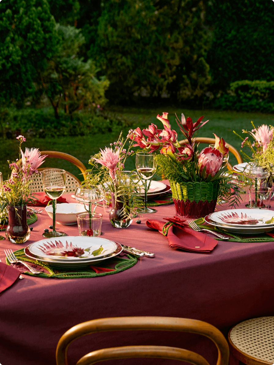 Mesa posta ao ar livre