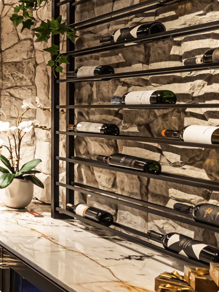 Garrafas de vinho armazenadas horizontalmente