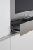 Gaveta sem Laterais: permite visualizar todo o seu interior e remover grandes travessas com facilidade e segurança sem encostar na gaveta.