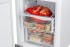 Gavetas XXL no Freezer: as gavetas e prateleiras de vidro no freezer são removíveis para permitirem o armazenamento de grandes alimentos como um grande bolo ou peru.