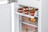 Freezer com Sliding Tray: exclusivo e conveniente acesso rápido e fácil aos alimentos e bebidas do dia a dia armazenados na bandeja superior do freezer.