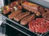 Churrasqueira com Grill Infravermelho de 1.800 W: os fogões Bertazzoni preparam deliciosos churrascos, grelhados e gratinados rapidamente e sem fumaça.